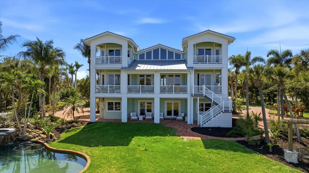 For Sale: $3,650,000 (4 beds, 4 baths, 4264 Square Feet)