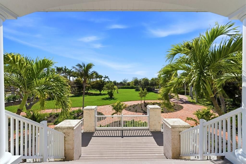 For Sale: $3,650,000 (4 beds, 4 baths, 4264 Square Feet)