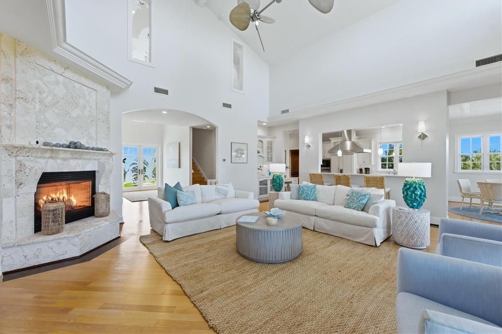 For Sale: $3,650,000 (4 beds, 4 baths, 4264 Square Feet)