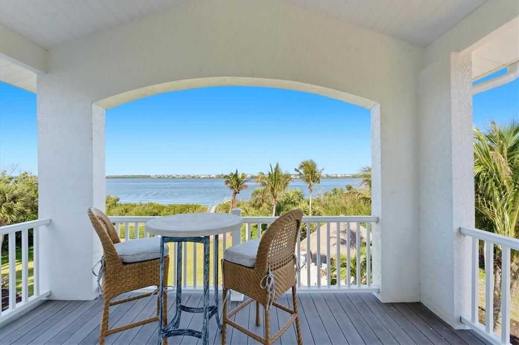 For Sale: $3,650,000 (4 beds, 4 baths, 4264 Square Feet)
