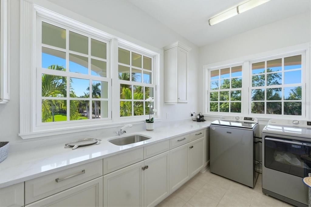 For Sale: $3,650,000 (4 beds, 4 baths, 4264 Square Feet)
