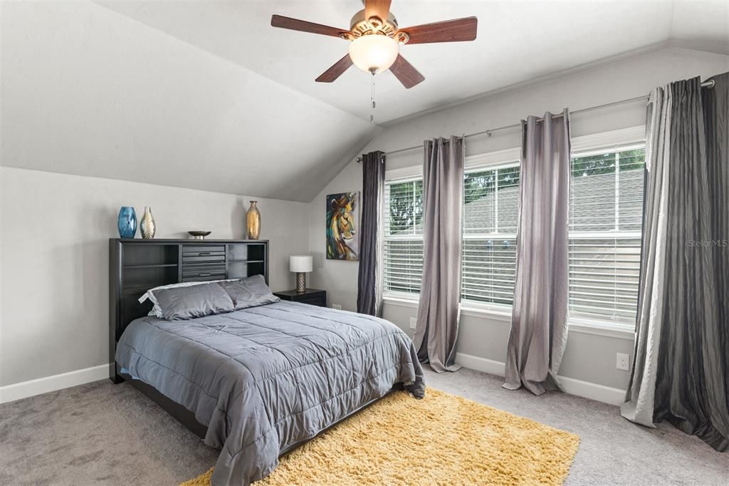 На продажу: $530,000 (4 спален, 3 ванн, 2450 Квадратных фут)