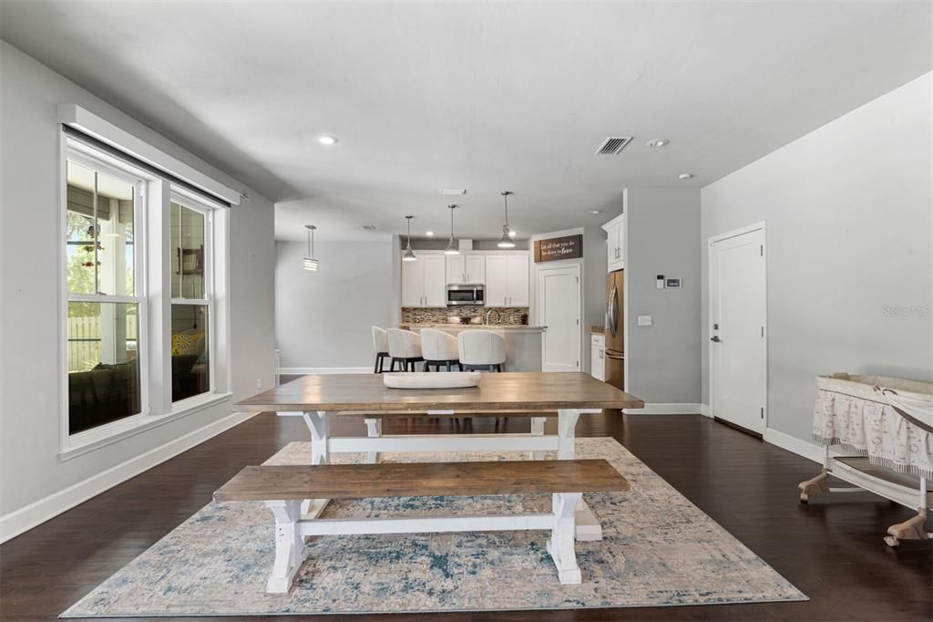 На продажу: $530,000 (4 спален, 3 ванн, 2450 Квадратных фут)