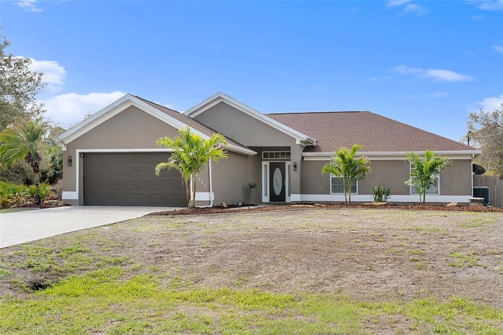 Recently Sold: $480,000 (4 beds, 2 baths, 1670 Square Feet)