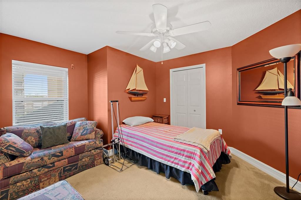 For Sale: $475,000 (3 beds, 2 baths, 1589 Square Feet)