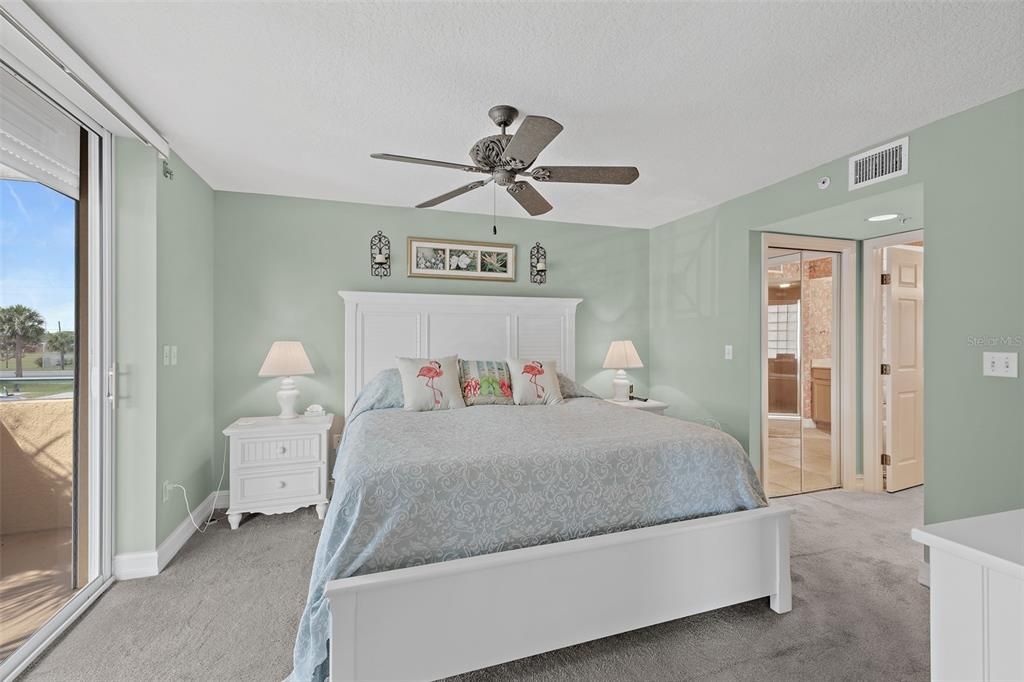 For Sale: $475,000 (3 beds, 2 baths, 1589 Square Feet)