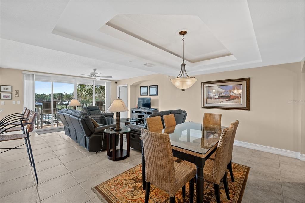 For Sale: $475,000 (3 beds, 2 baths, 1589 Square Feet)