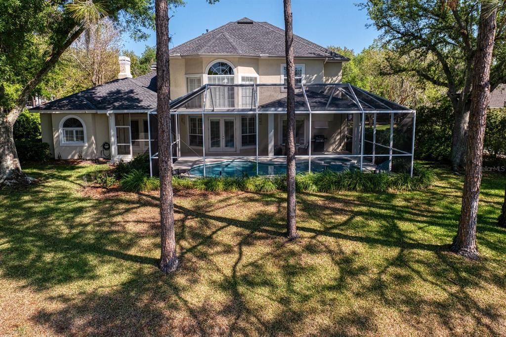 En Venta: $1,250,000 (5 camas, 3 baños, 3680 Pies cuadrados)