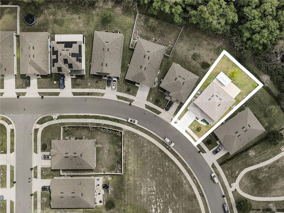 Activo con contrato: $410,000 (5 camas, 3 baños, 2807 Pies cuadrados)