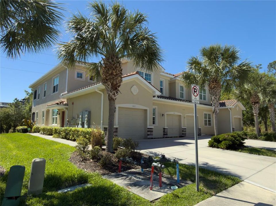 Active With Contract: $2,150 (3 beds, 2 baths, 1675 Square Feet)
