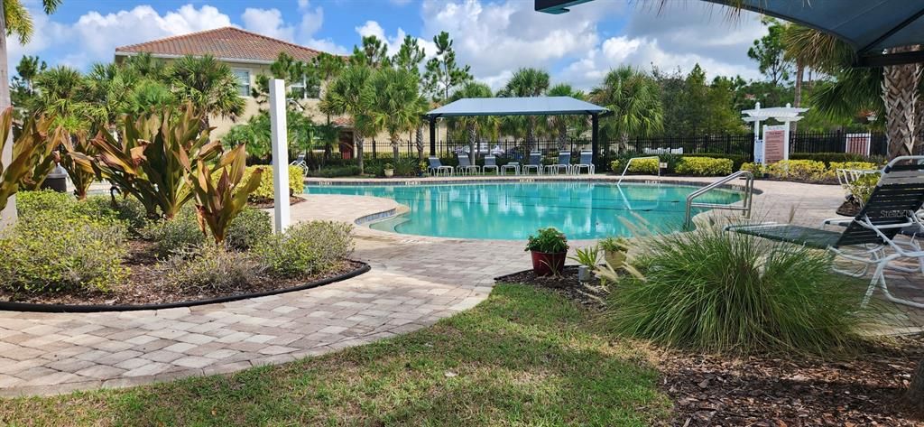 Active With Contract: $2,150 (3 beds, 2 baths, 1675 Square Feet)