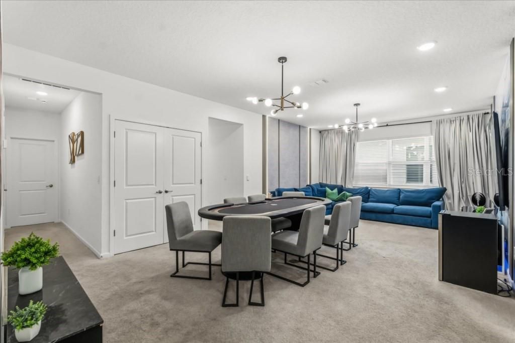 For Sale: $1,550,000 (12 beds, 11 baths, 4762 Square Feet)