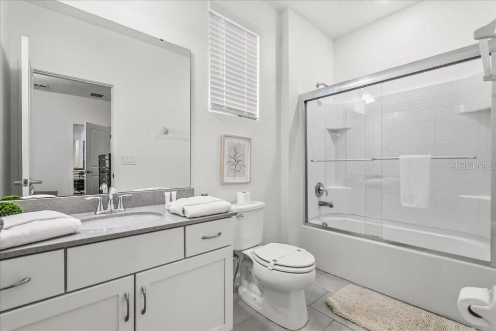 For Sale: $1,550,000 (12 beds, 11 baths, 4762 Square Feet)