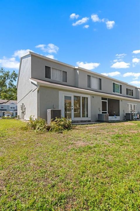 На продажу: $185,900 (2 спален, 2 ванн, 1184 Квадратных фут)