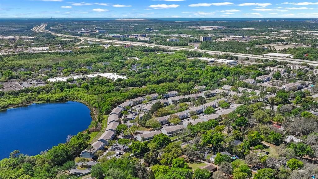 На продажу: $185,900 (2 спален, 2 ванн, 1184 Квадратных фут)