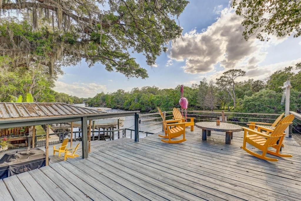 Active With Contract: $999,990 (3 beds, 3 baths, 2247 Square Feet)