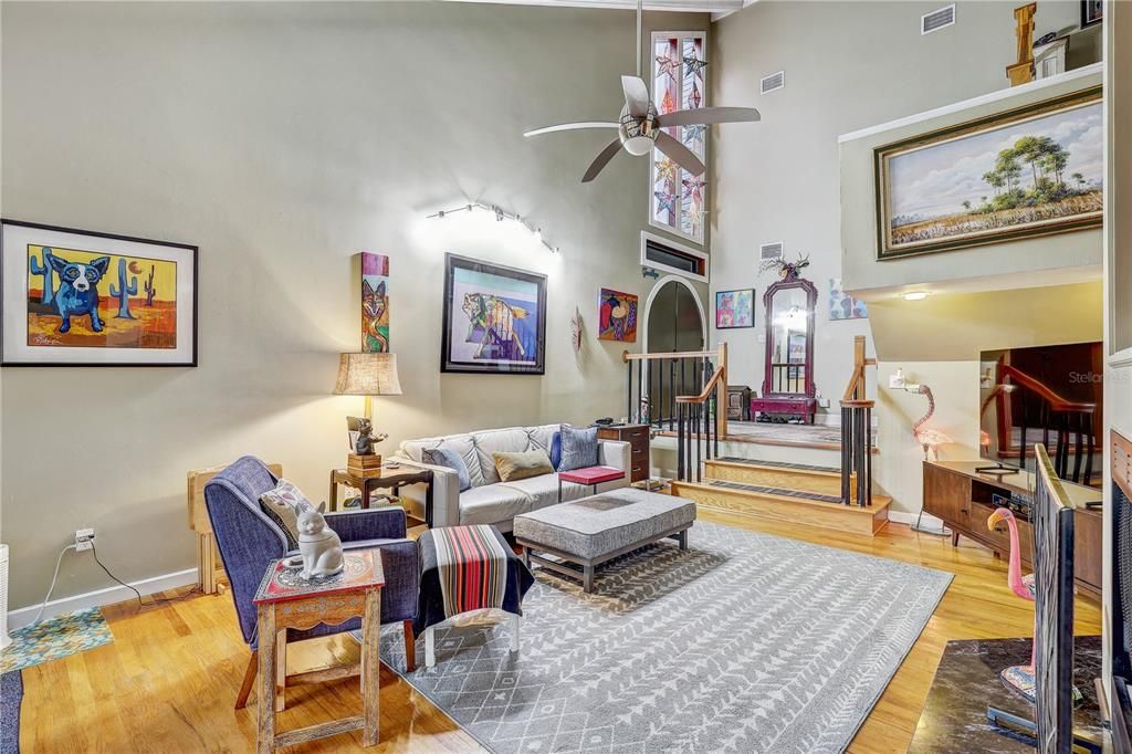 Active With Contract: $999,990 (3 beds, 3 baths, 2247 Square Feet)