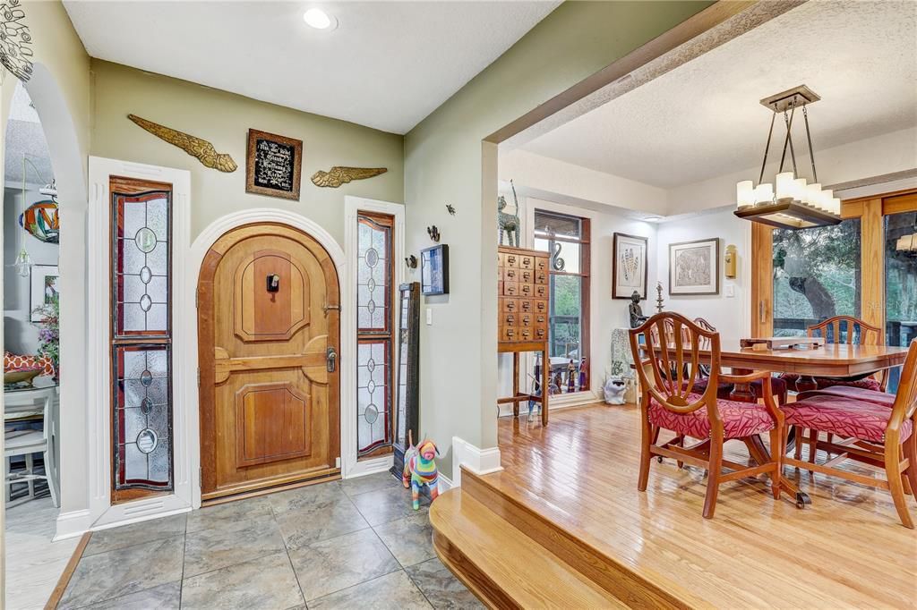 Active With Contract: $999,990 (3 beds, 3 baths, 2247 Square Feet)