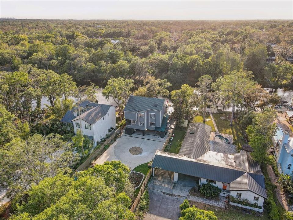 Active With Contract: $999,990 (3 beds, 3 baths, 2247 Square Feet)
