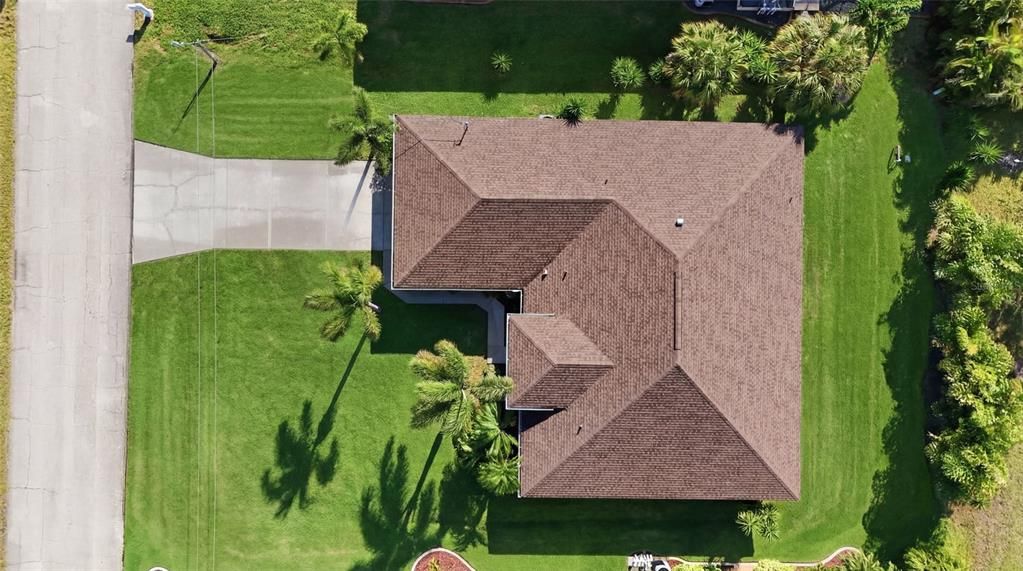 Activo con contrato: $329,900 (4 camas, 3 baños, 2118 Pies cuadrados)