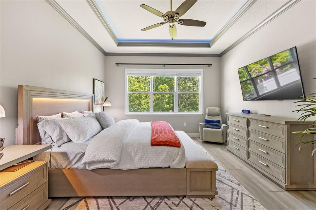 Activo con contrato: $725,000 (4 camas, 3 baños, 2528 Pies cuadrados)