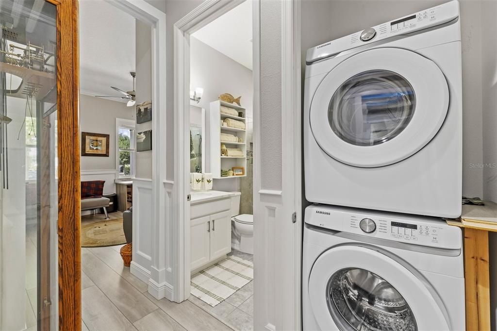 Activo con contrato: $725,000 (4 camas, 3 baños, 2528 Pies cuadrados)