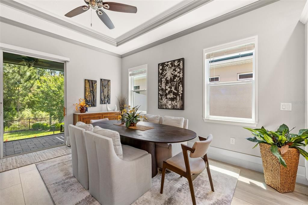 Activo con contrato: $725,000 (4 camas, 3 baños, 2528 Pies cuadrados)