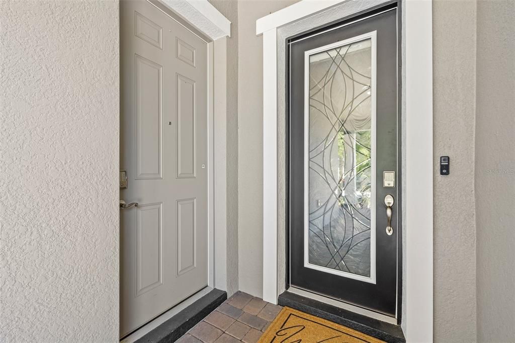 Activo con contrato: $725,000 (4 camas, 3 baños, 2528 Pies cuadrados)