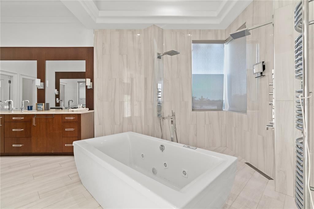 For Sale: $7,999,999 (6 beds, 8 baths, 13711 Square Feet)