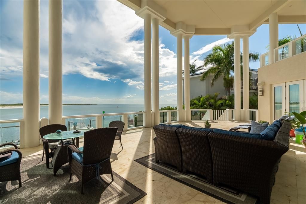 For Sale: $7,999,999 (6 beds, 8 baths, 13711 Square Feet)