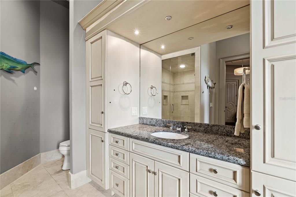 For Sale: $7,999,999 (6 beds, 8 baths, 13711 Square Feet)