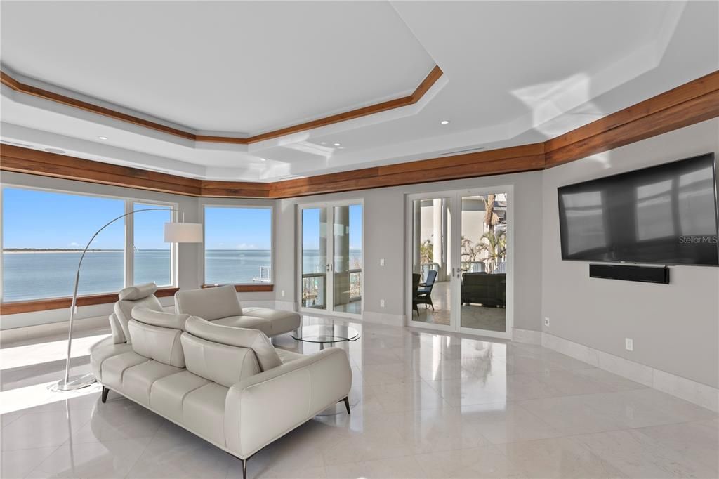 For Sale: $7,999,999 (6 beds, 8 baths, 13711 Square Feet)