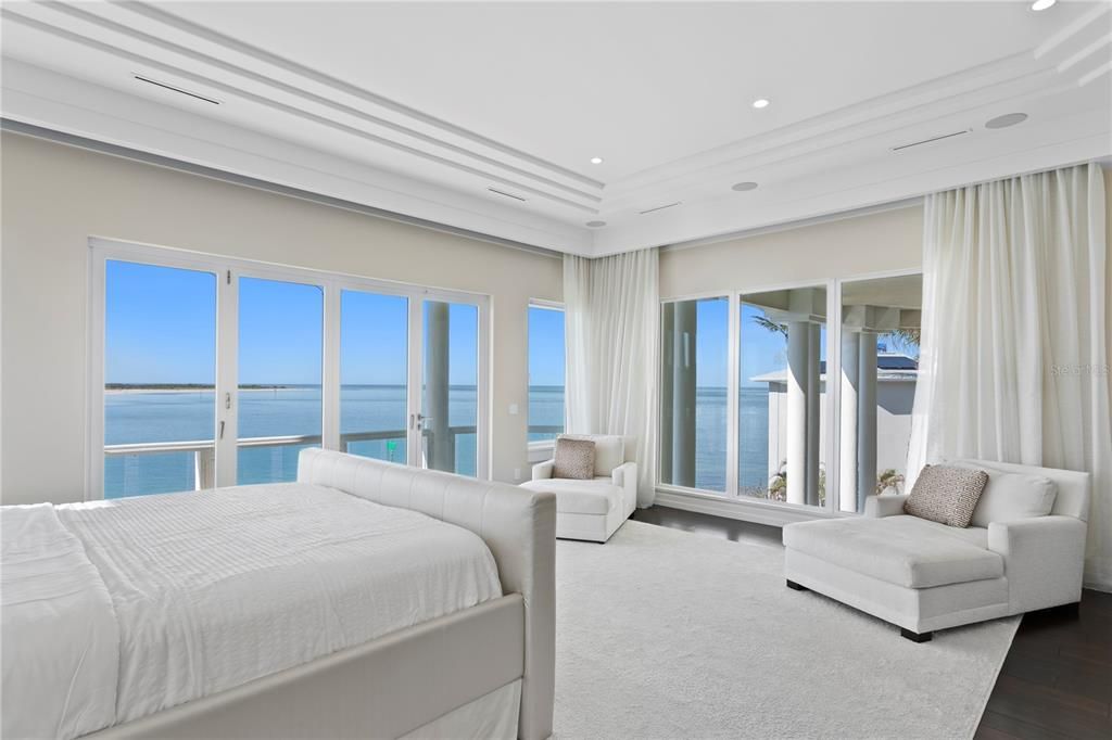 For Sale: $7,999,999 (6 beds, 8 baths, 13711 Square Feet)