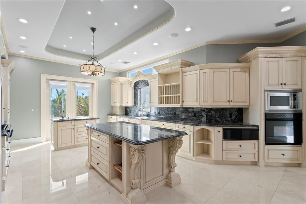 For Sale: $7,999,999 (6 beds, 8 baths, 13711 Square Feet)
