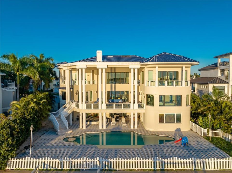 For Sale: $7,999,999 (6 beds, 8 baths, 13711 Square Feet)