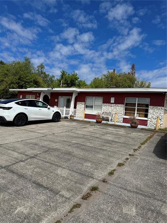 For Sale: $595,000 (0 beds, 0 baths, 1910 Square Feet)