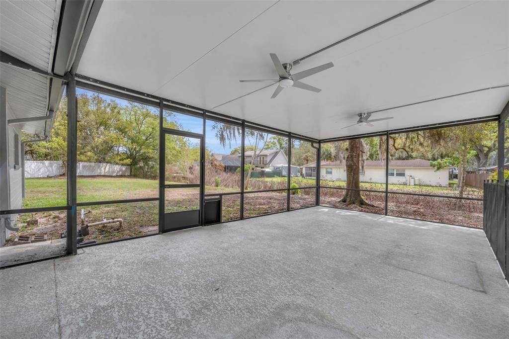 Active With Contract: $599,900 (4 beds, 3 baths, 2020 Square Feet)