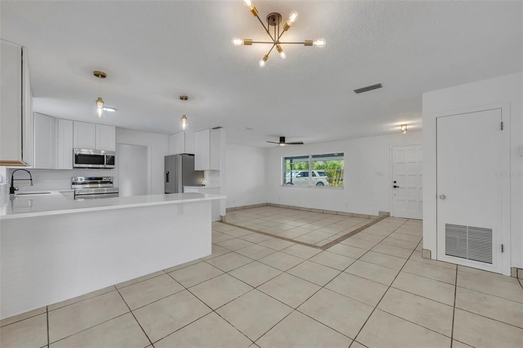 Active With Contract: $599,900 (4 beds, 3 baths, 2020 Square Feet)