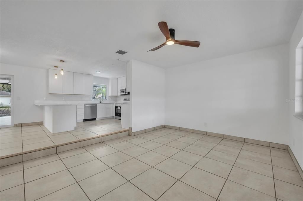 Active With Contract: $599,900 (4 beds, 3 baths, 2020 Square Feet)