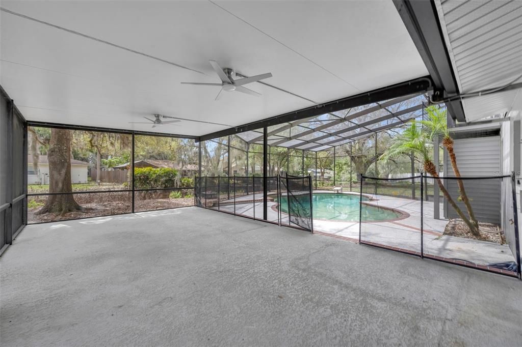 Active With Contract: $599,900 (4 beds, 3 baths, 2020 Square Feet)