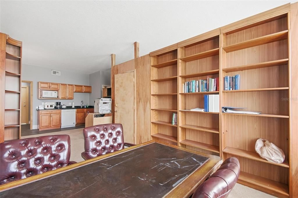 待售: $605,000 (0 贝兹, 0 浴室, 0 平方英尺)