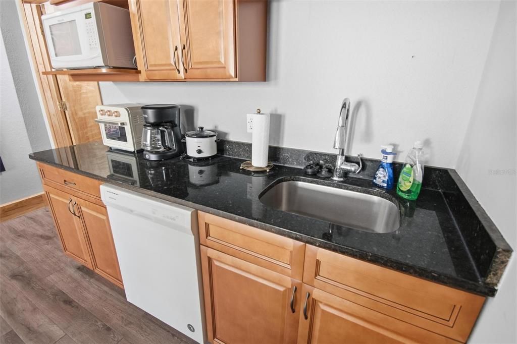 待售: $605,000 (0 贝兹, 0 浴室, 0 平方英尺)