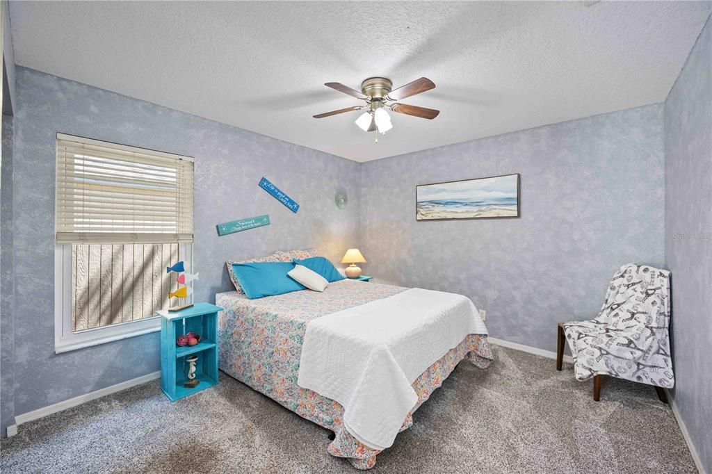 Active With Contract: $444,900 (4 beds, 3 baths, 2148 Square Feet)