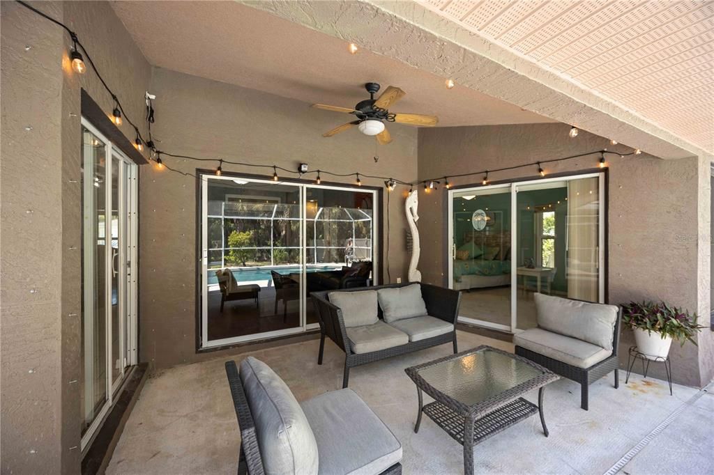 Active With Contract: $444,900 (4 beds, 3 baths, 2148 Square Feet)