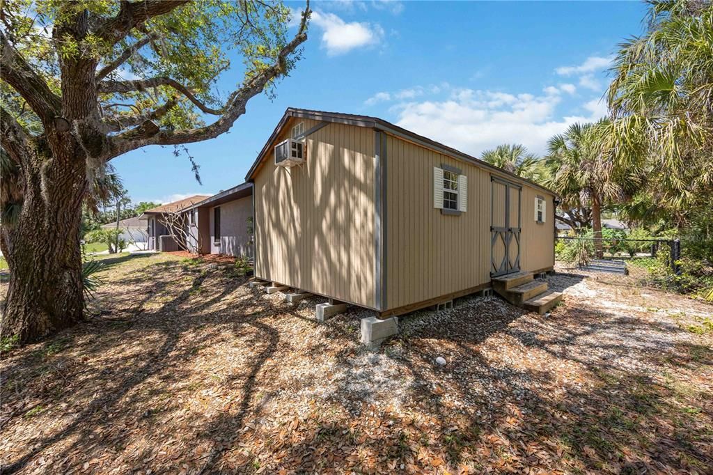 Active With Contract: $444,900 (4 beds, 3 baths, 2148 Square Feet)