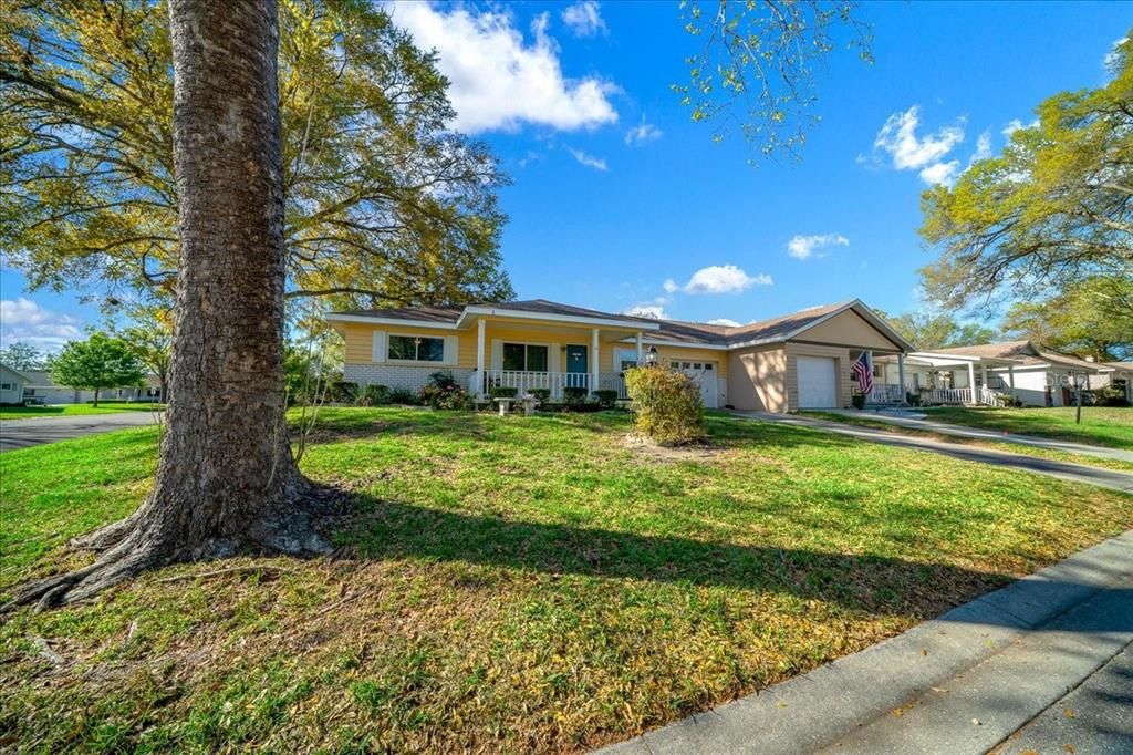 待售: $134,900 (2 贝兹, 2 浴室, 1369 平方英尺)