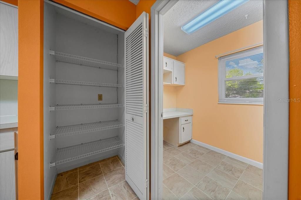 待售: $134,900 (2 贝兹, 2 浴室, 1369 平方英尺)