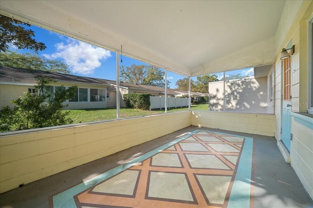 待售: $134,900 (2 贝兹, 2 浴室, 1369 平方英尺)