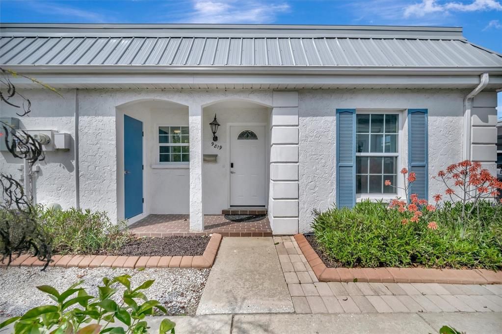 出租: $2,500 (2 贝兹, 2 浴室, 1078 平方英尺)