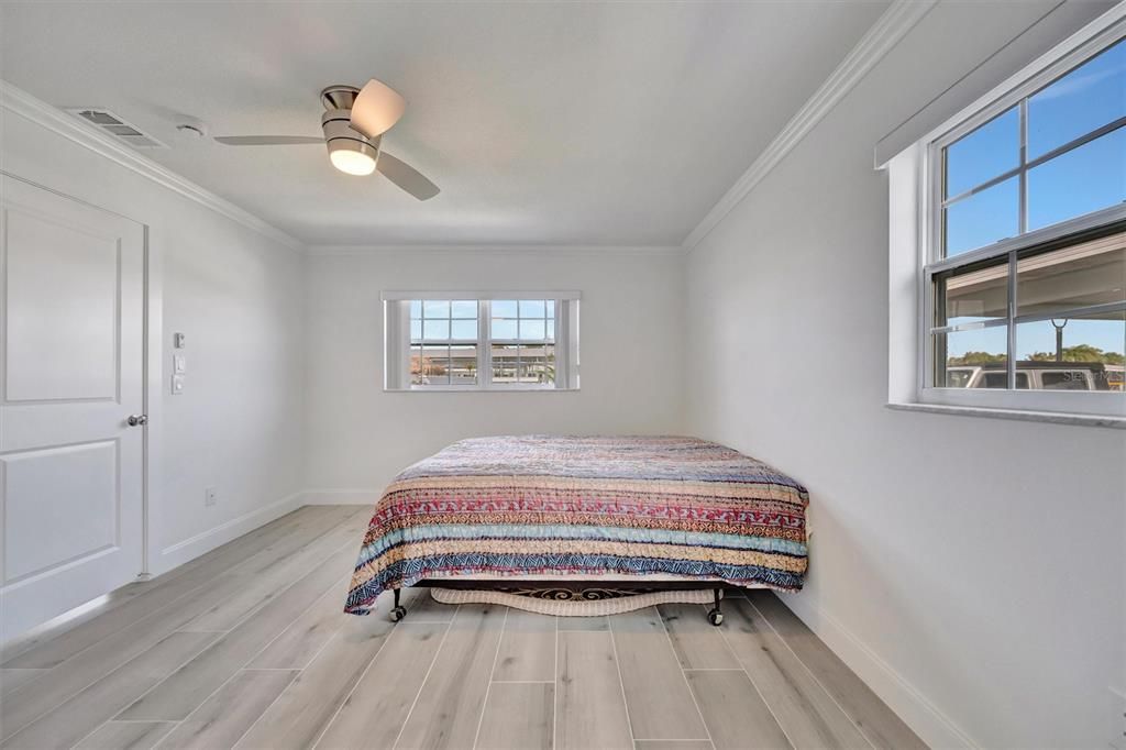 出租: $2,500 (2 贝兹, 2 浴室, 1078 平方英尺)